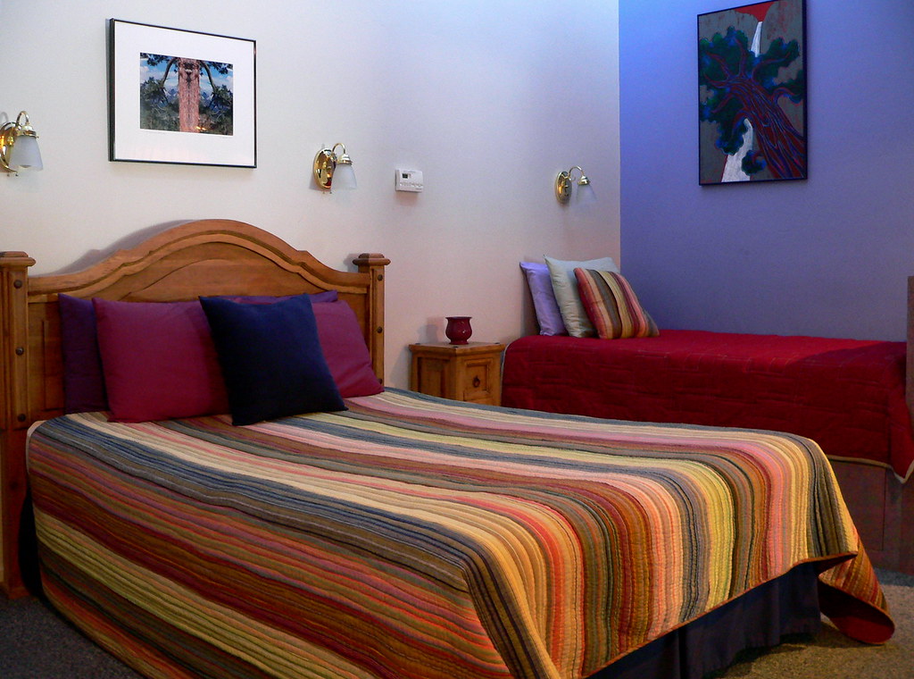 BED AND BREAKFAST IN YOSEMITE BREAKFAST IN YOSEMITE ANTARES HOTEL