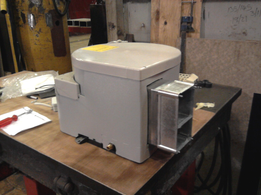 CARAVAN WATER HEATERS. CARAVAN WATER ADVANTAGES OF SOLAR WATER HEATERS