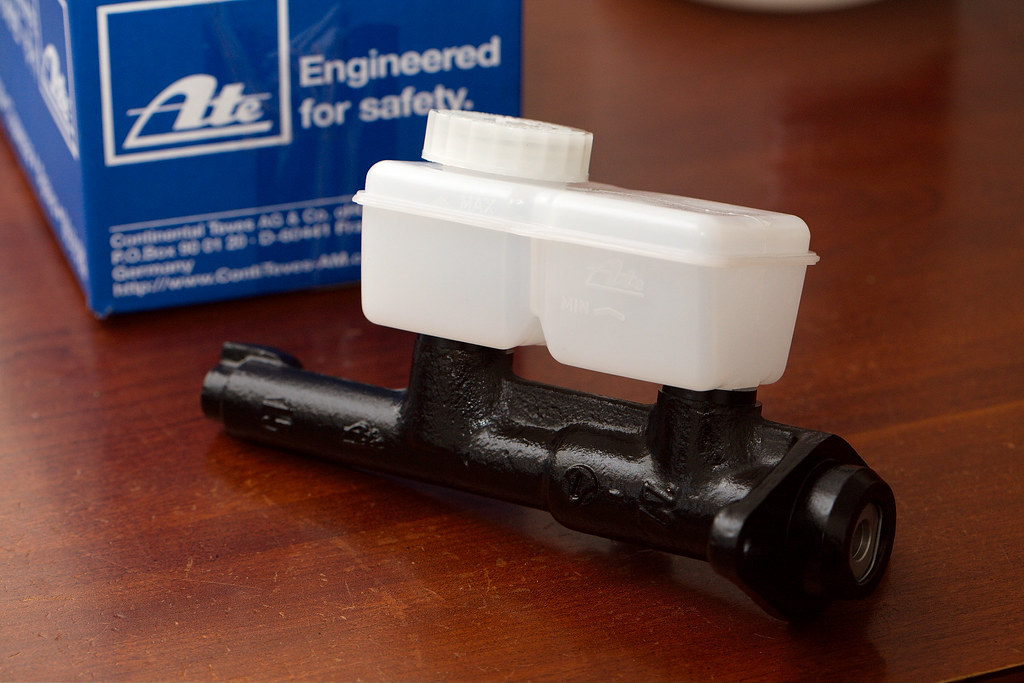 FUEL CHECK VALVES CHECK VALVES BACK PRESSURE REGULATOR VALVE