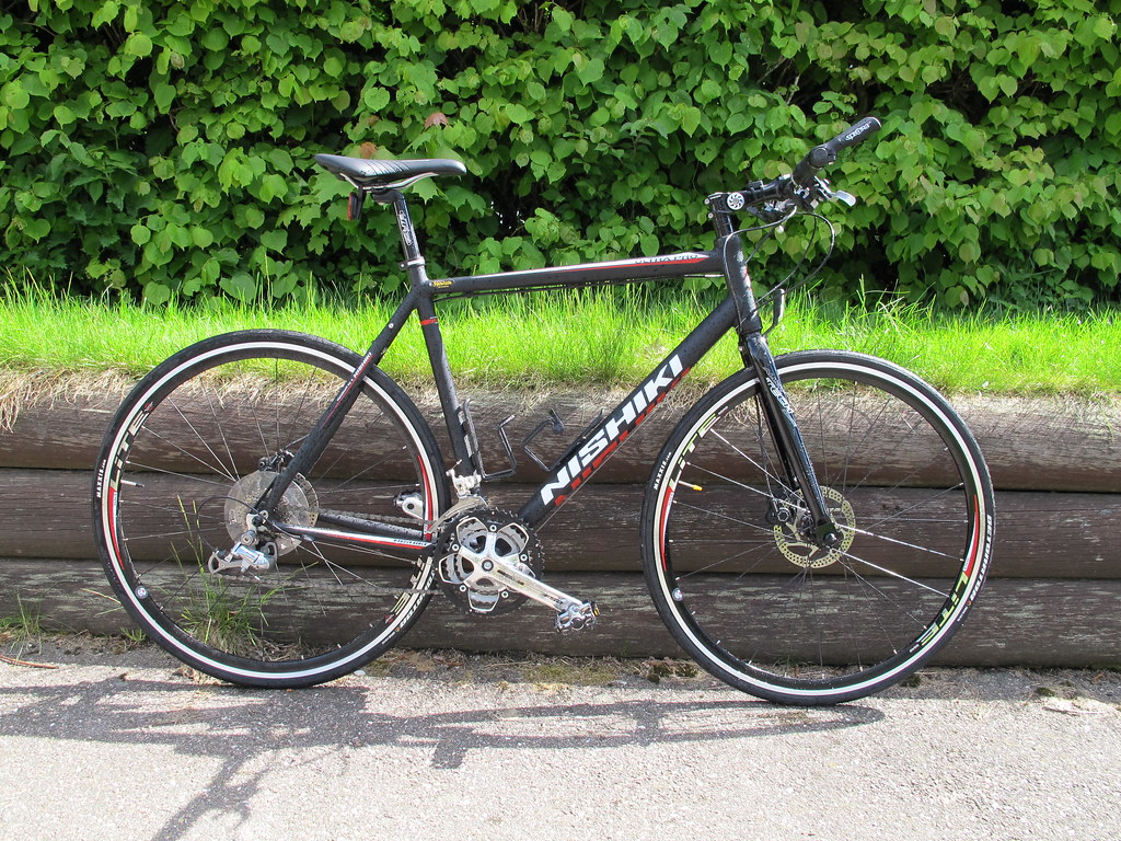 NISHIKI HYBRID BIKE NISHIKI HYBRID 150 PIT BIKES