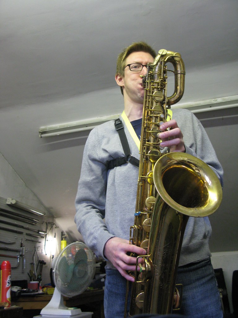 VINTAGE BARI SAX. VINTAGE BARI BASS SAXOPHONE MUSIC Blog.hr