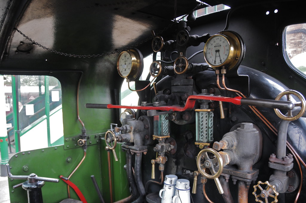 STEAM PRESSURE REGULATOR VALVE REGULATOR VALVE ANGLE GLOBE VALVE