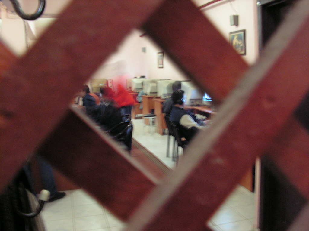 PAKISTAN NET CAFE HIDDEN CAMERA CAFE HIDDEN CAMERA AUTOMOTIVE BACK