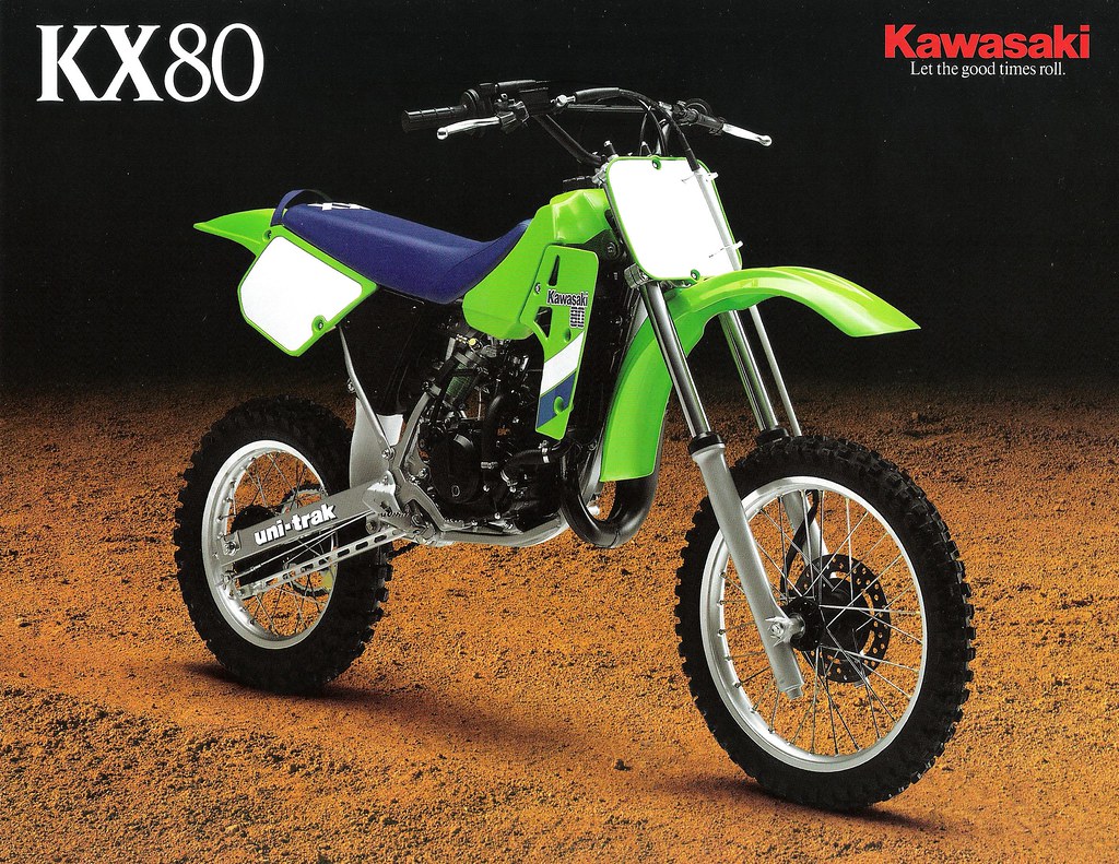 KX 80 DIRT BIKES - KX 80 - BIKE RAMP BUILDING