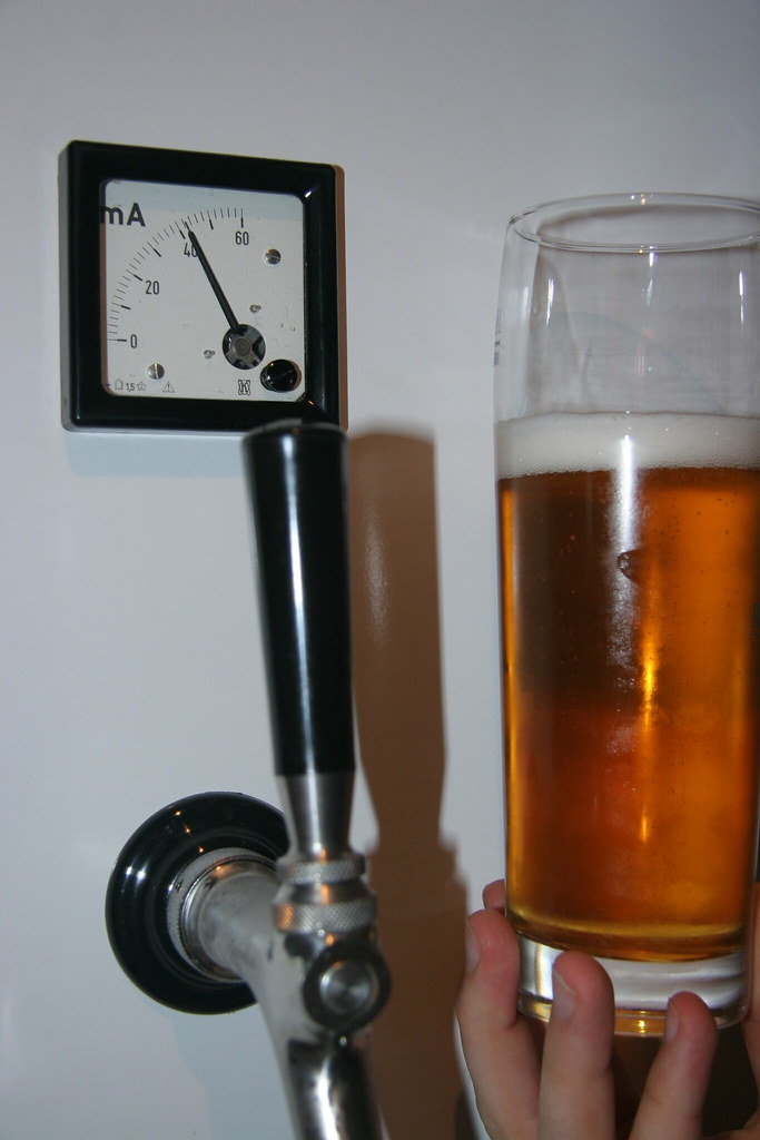 BEER KEG REFRIGERATOR KEG REFRIGERATOR 3 GLASS DOOR REFRIGERATOR