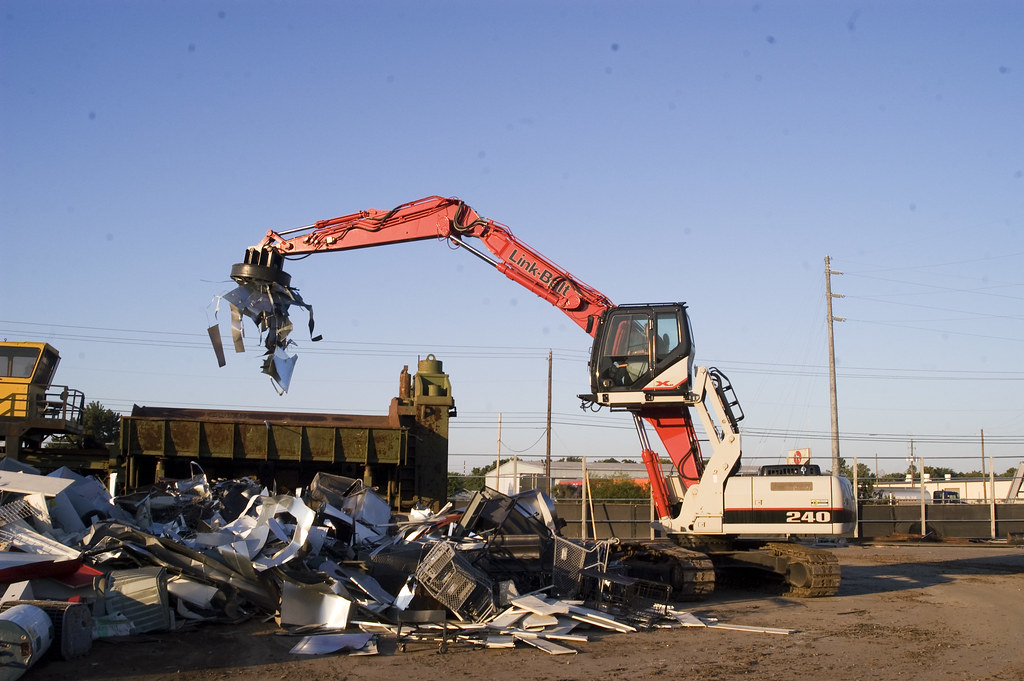 SCRAP HANDLING EQUIPMENT. SCRAP HANDLING CAMERON RESTAURANT EQUIPMENT