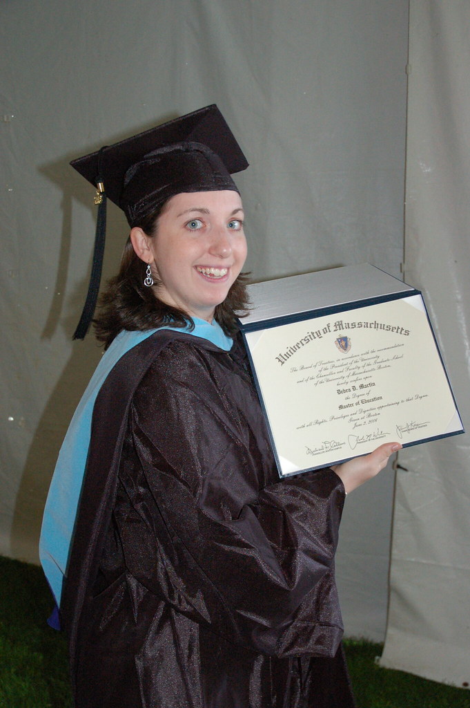 HAVE A MASTERS DEGREE HAVE A ART THERAPY DEGREE