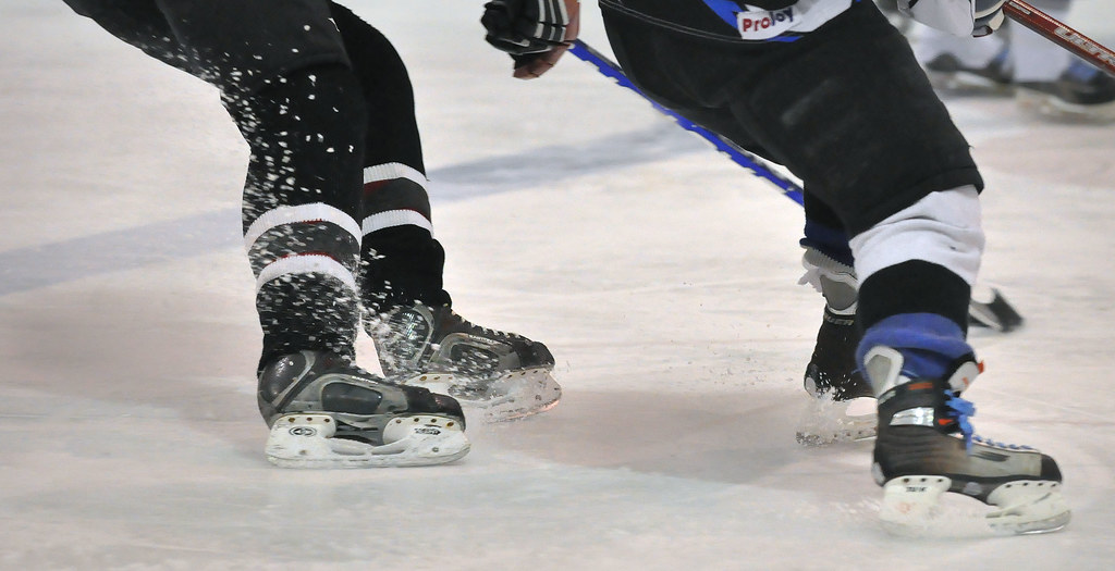 GRAF HOCKEY SKATES CANADA SKATES CANADA ARMSTRONG JUNIOR B HOCKEY