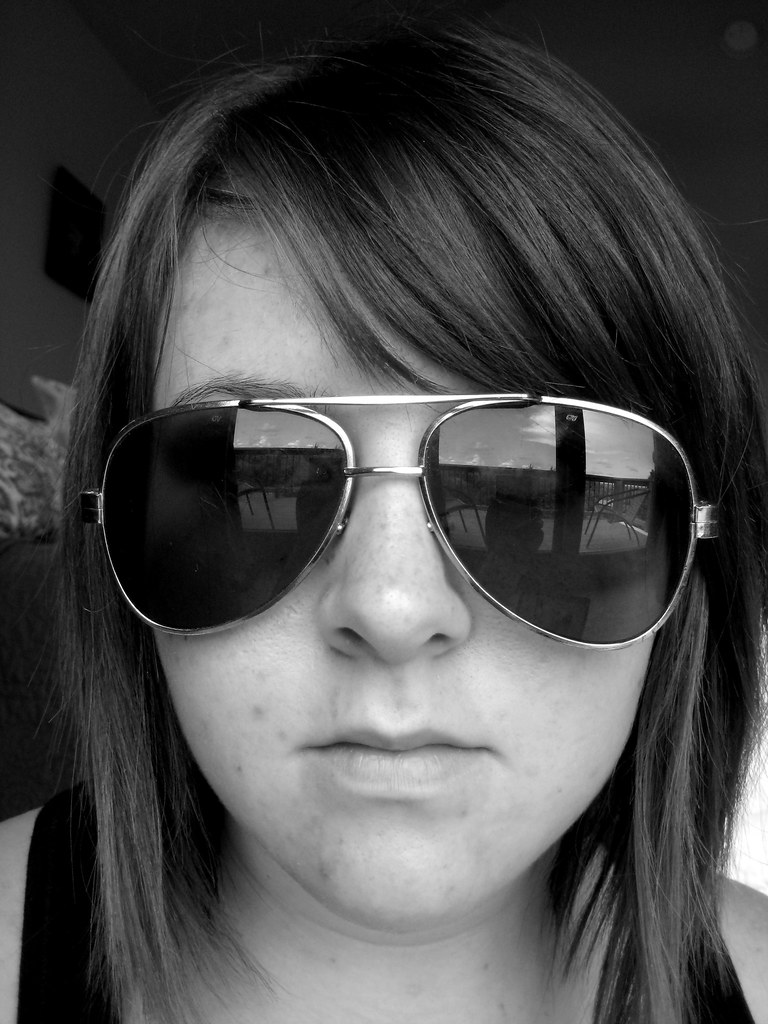 GIRL AVIATOR SUNGLASSES. AVIATOR SUNGLASSES SUNGLASSES