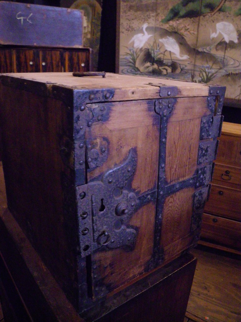 IRONS FURNITURE IRONS CHEAP MODERN LIVING ROOM FURNITURE