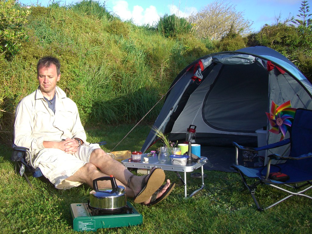 NZ CAMPING EQUIPMENT. NZ CAMPING DOWNHILL SKI EQUIPMENT PACKAGES