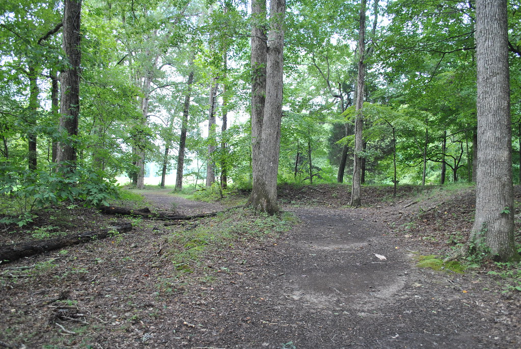 AQUA HUT WATER HEATER ENCLOSURE WATER HEATER ENCLOSURE 220V GARAGE