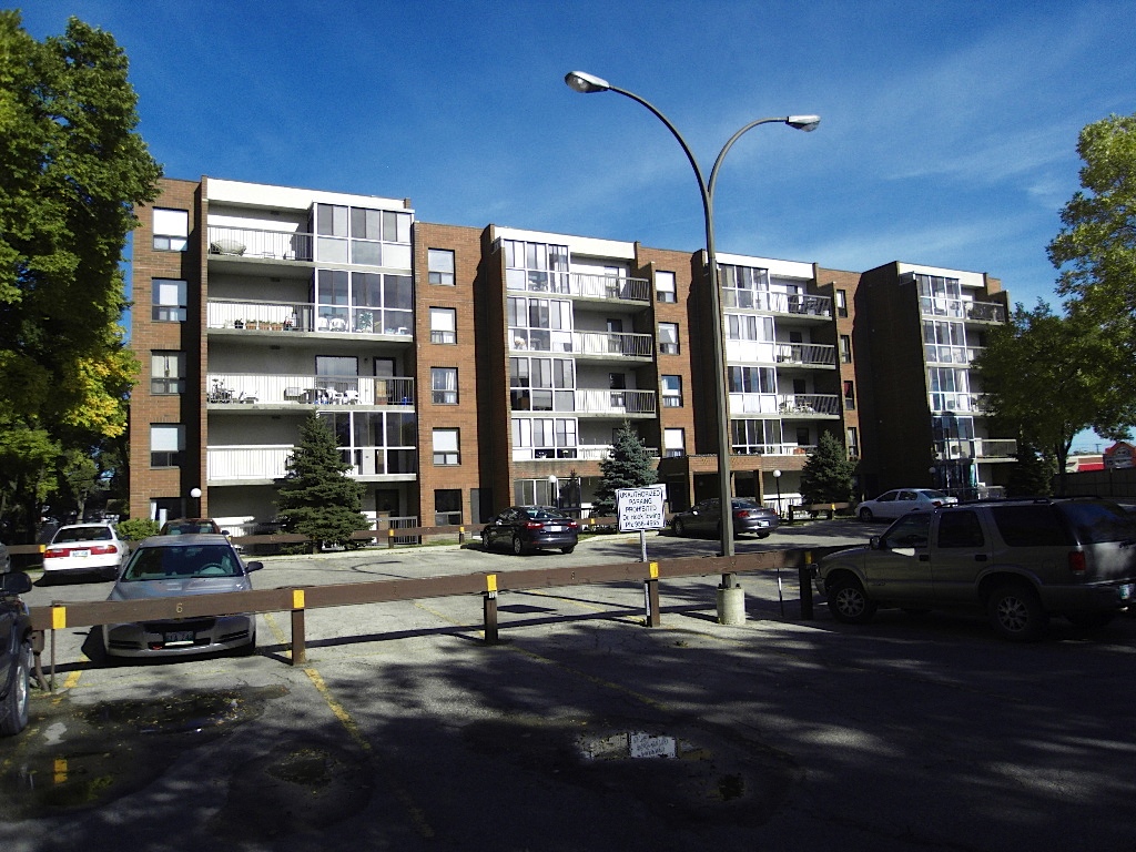 ASSOCIATED WEAVERS CARPETS