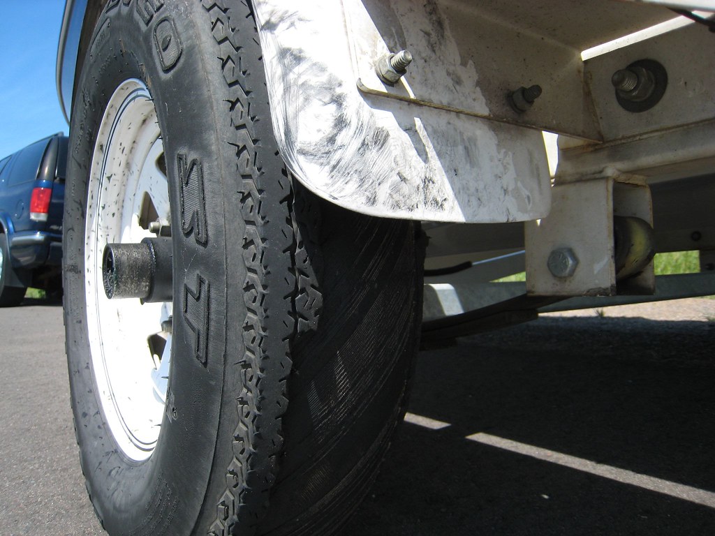 DISCOUNT TRAILER TIRES. DISCOUNT TRAILER 18 INCH TRUCK TIRES