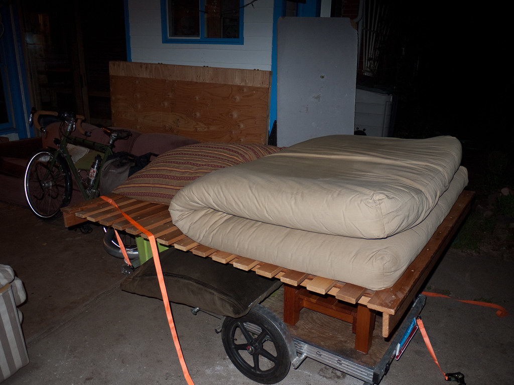 BED IN FURNITURE IN FURNITURE AMERICAN FURNITURE WAREHOUSE HOURS