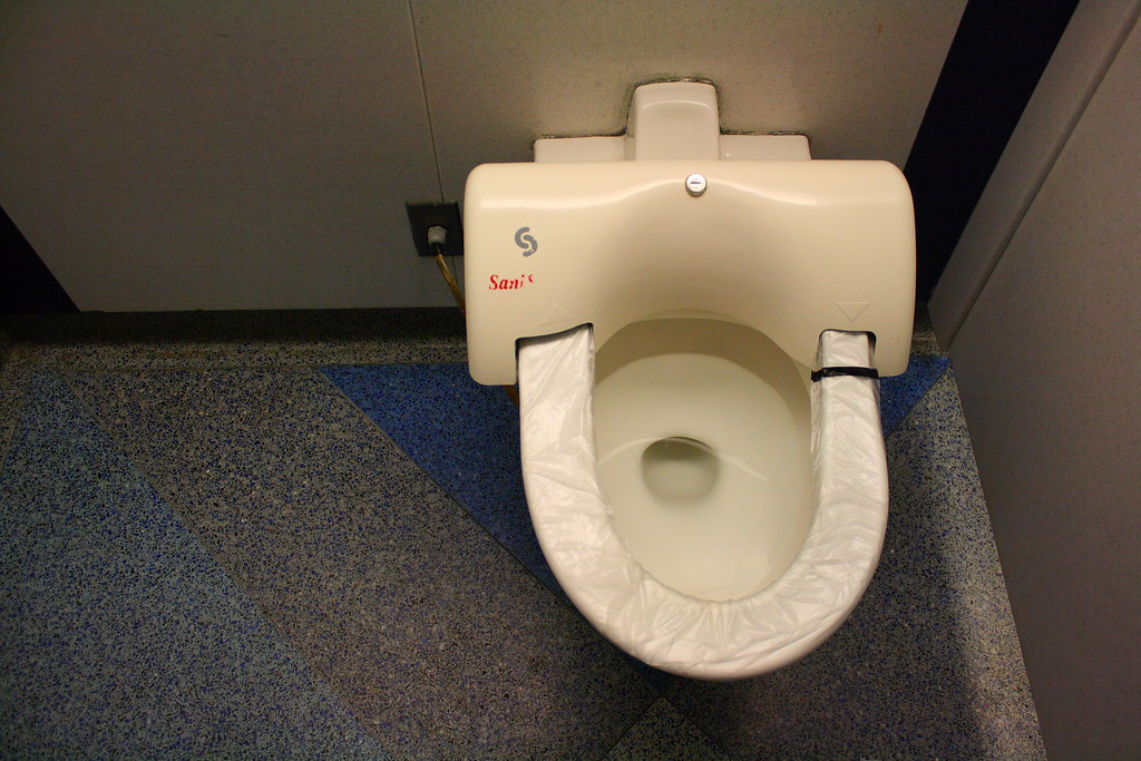 Chicago Airport Toilet Seat Cover TRAVEL TOILET SEAT COVERS. SEAT COVERS AIRLINE CAR SEATS