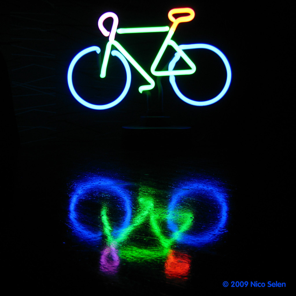 NEON BIKE LIGHT NEON BIKE 12 BMX BICYCLE Blog.hr