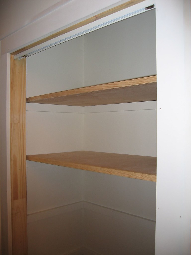 THE LINEN CLOSET. THE LINEN 120 ROUND TABLECLOTH