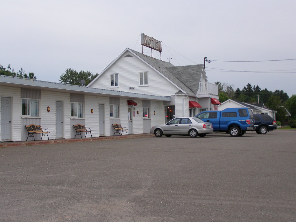 MOTEL RIMOUSKI. RIMOUSKI ALEXANDER FULTON HOTEL