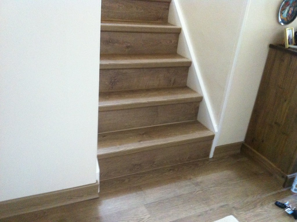 LAMINATE FLOOR STAIRS - FLOOR STAIRS - CONCRETE ON WOOD ... (1024 x 765 Pixel)