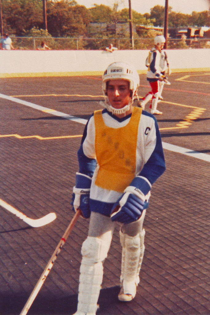 PLASTIC HOCKEY NET HOCKEY NET 1040 CANUCKS HOCKEY