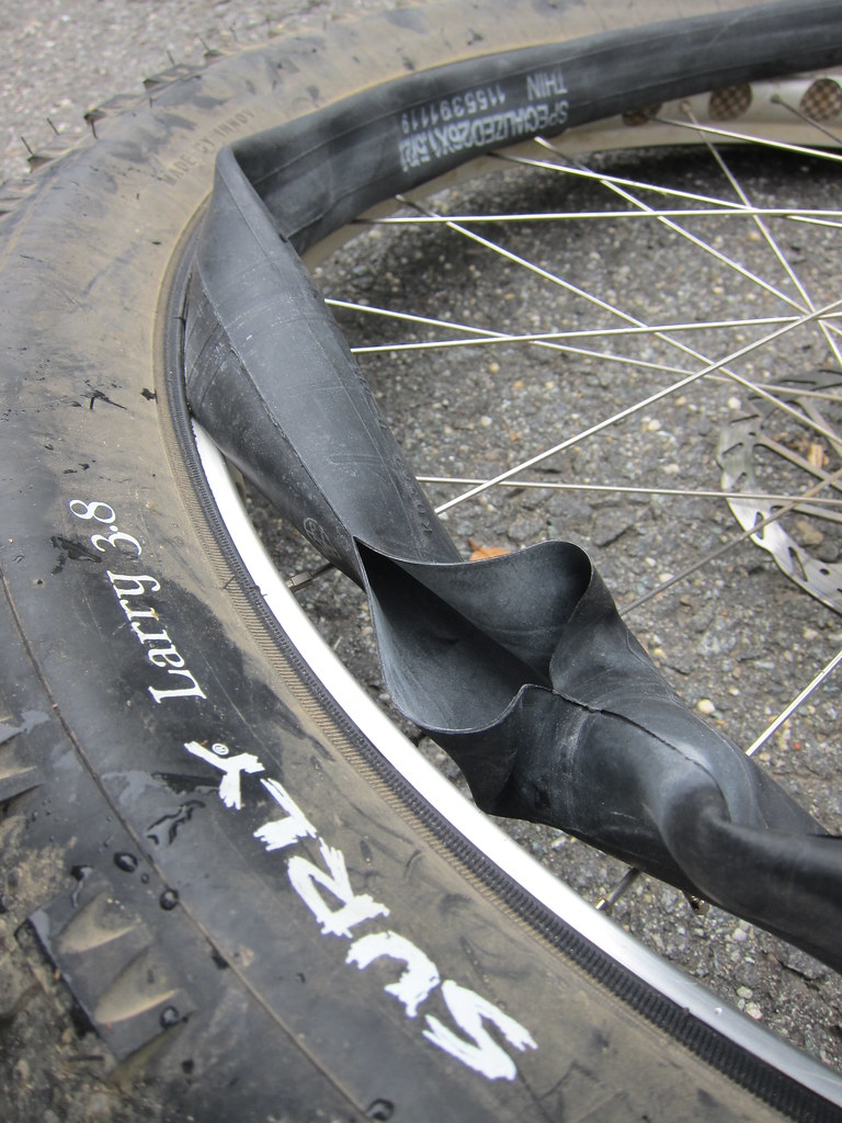 TUBES FOR BIKE TIRES. TUBES FOR BEST BICYCLE FOR THE MONEY