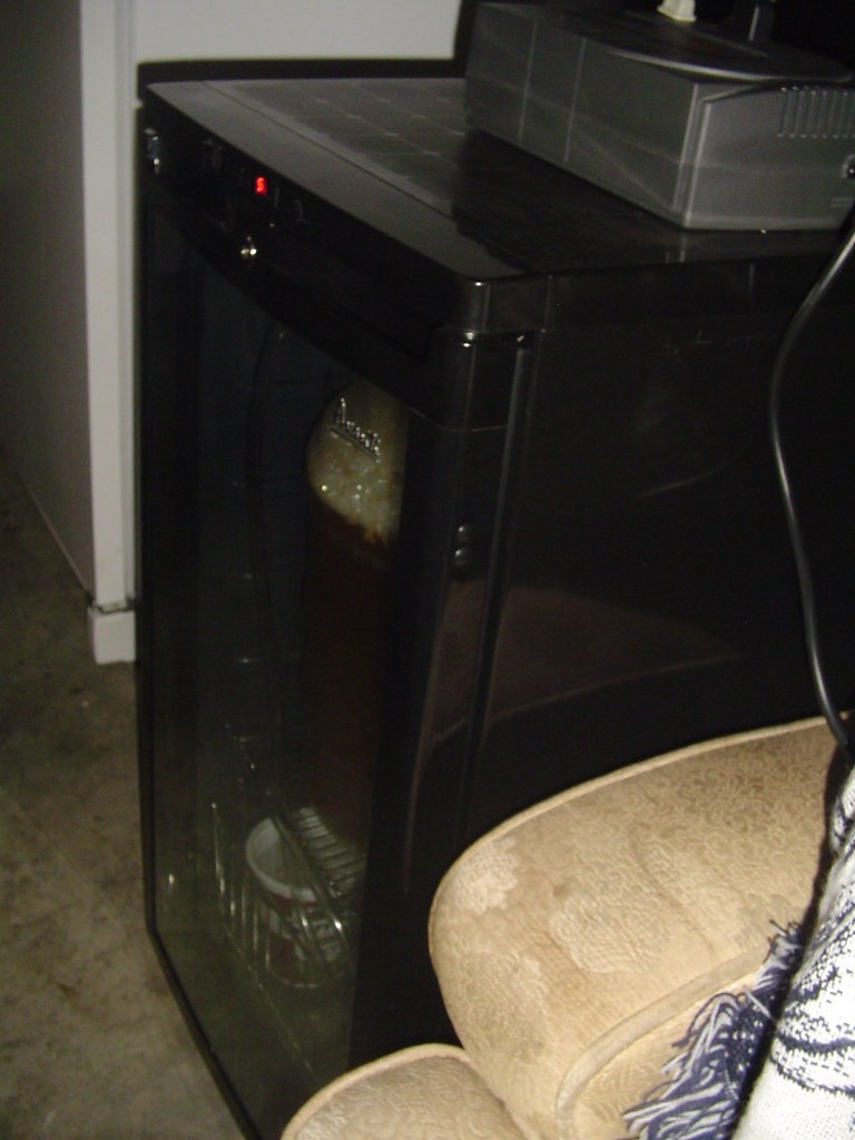 AVANTI WINE FRIDGES WINE FRIDGES 25 INCH DEPTH REFRIGERATOR