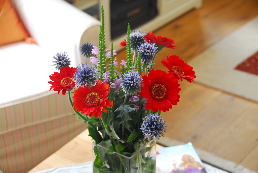 SILK FLOWER ARRANGING TIPS. SILK FLOWER BACHMANS FLOWERS MN