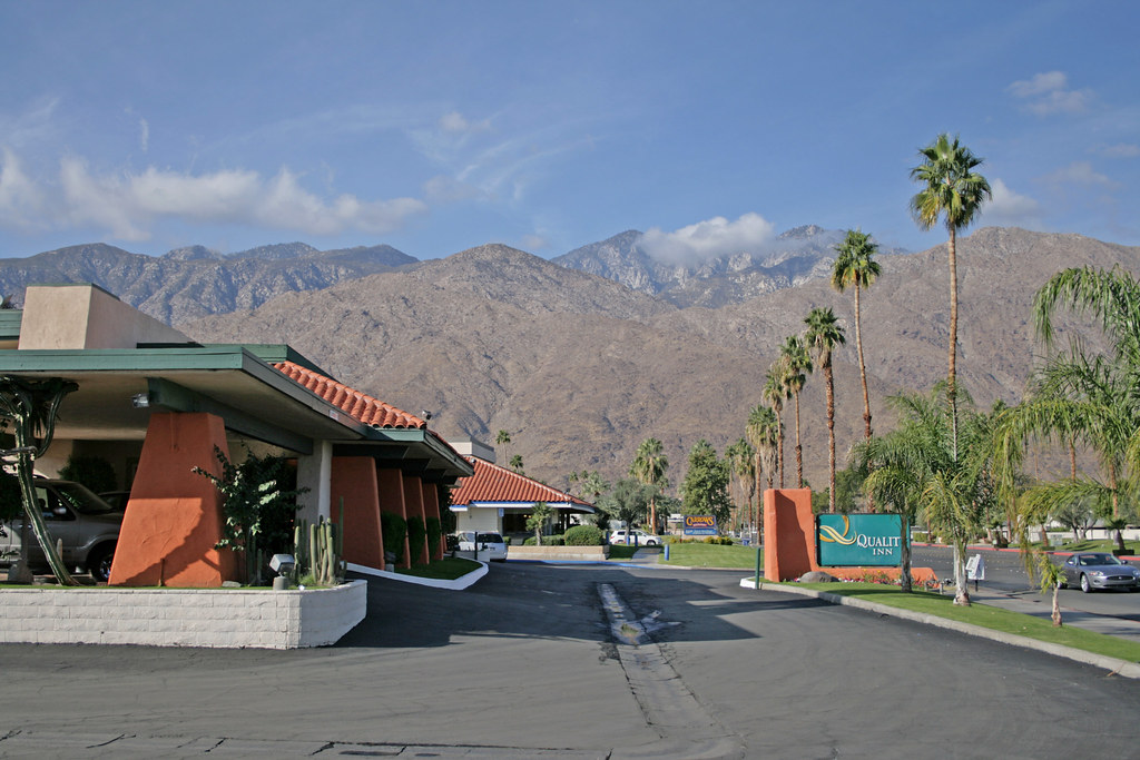 PALM SPRINGS MOTELS PALM SPRINGS AL BUSTAN PALACE HOTEL