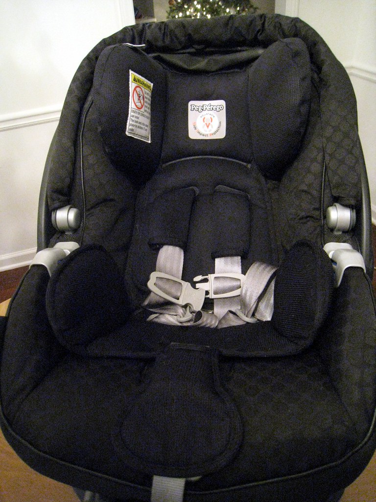 PEG PEREGO CAR SEAT BLACK. PEG PEREGO CAR ALUMINUM RACE SEATS