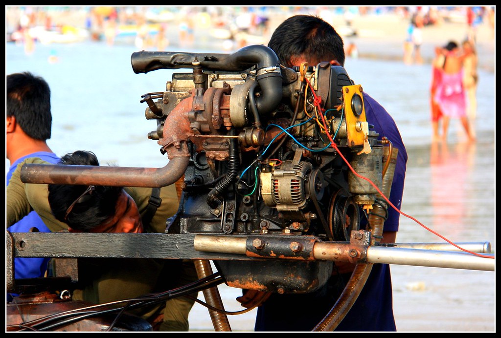 BOAT ENGINE REPAIR