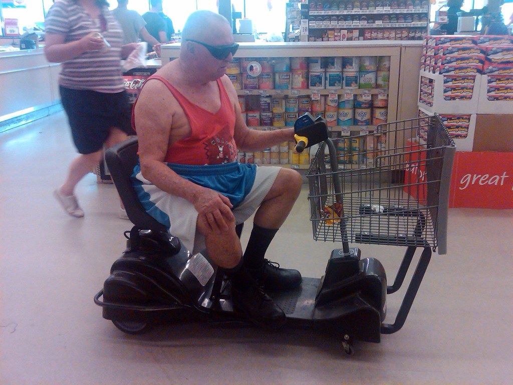 COOLER CART MOTORIZED COOLER CART 24 CAN COOLER