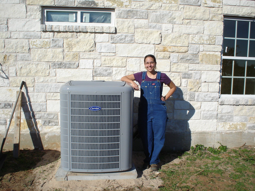 RESIDENTIAL HEAT PUMPS. RESIDENTIAL HEAT AVERAGE COST OF HEAT PUMP