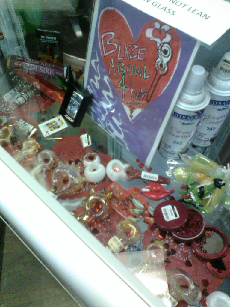 HOW TO CLEAN YOUR GLASS BOWL. YOUR GLASS BOWL CLEANING IN SPRING