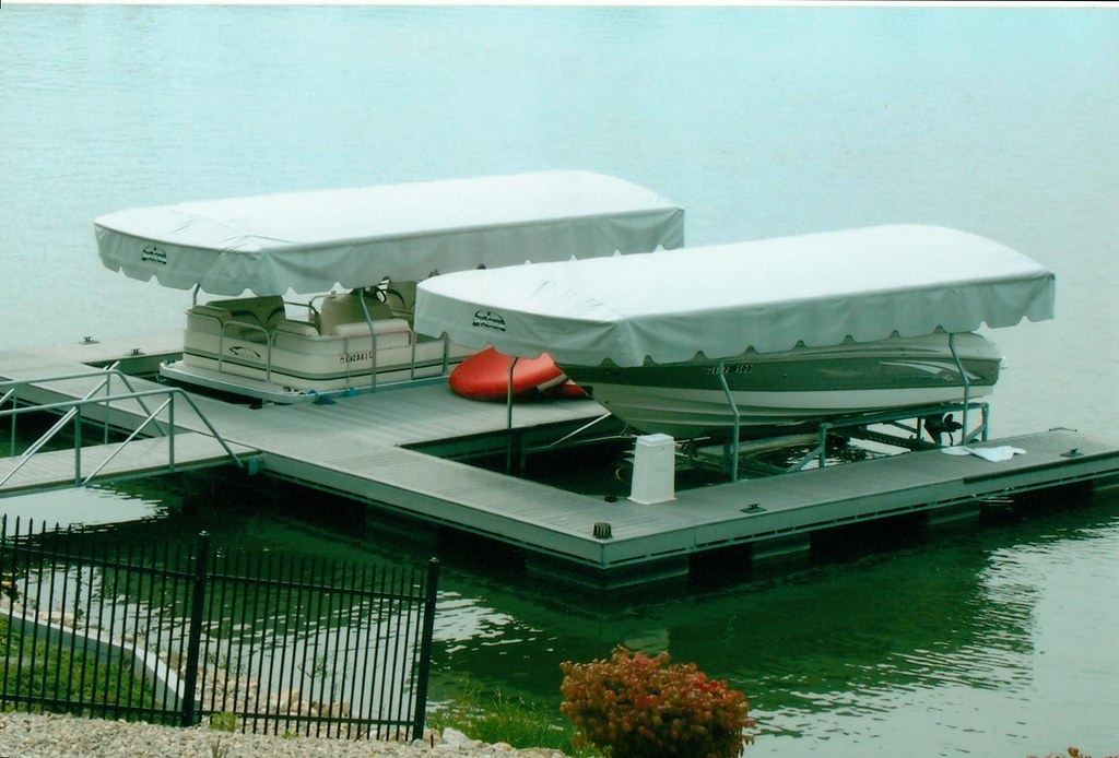 BOAT HOIST CANOPY HOIST CANOPY A E AWNINGS