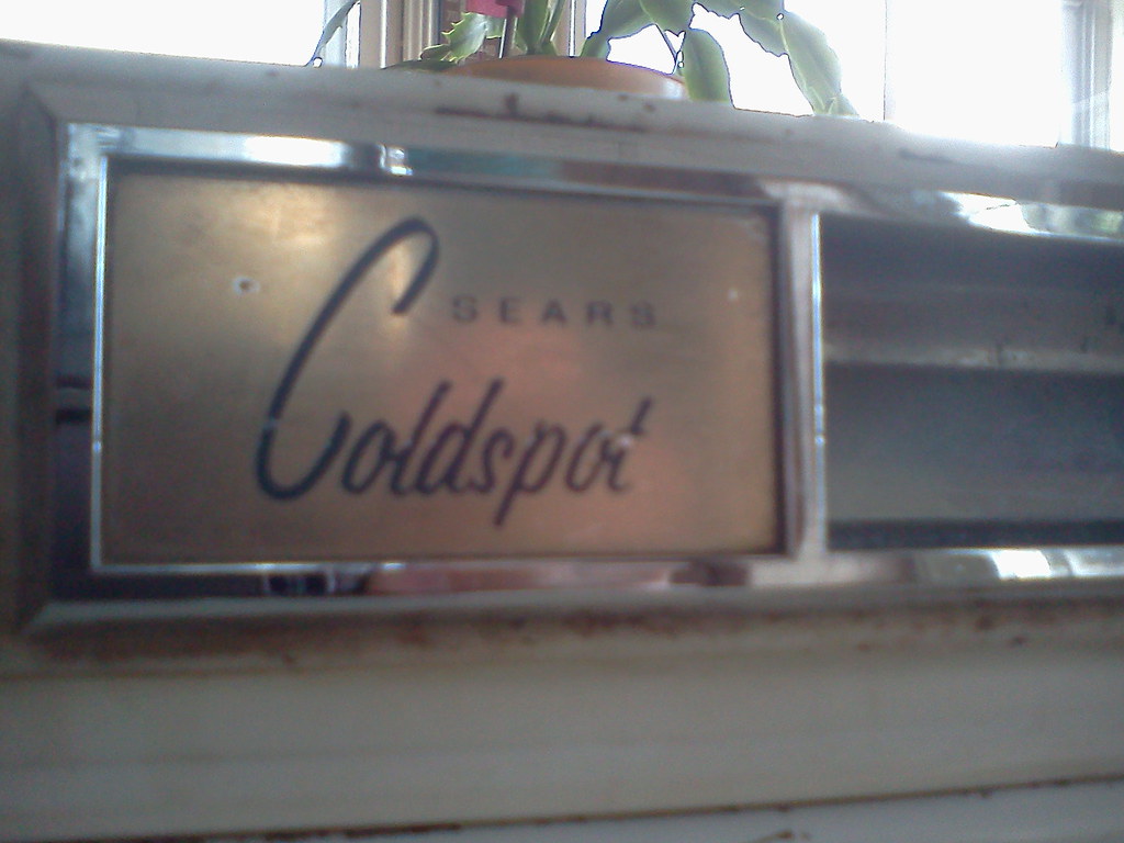 COLDSPOT CHEST FREEZER CHEST FREEZER ANTIQUE REFRIGERATOR HARDWARE