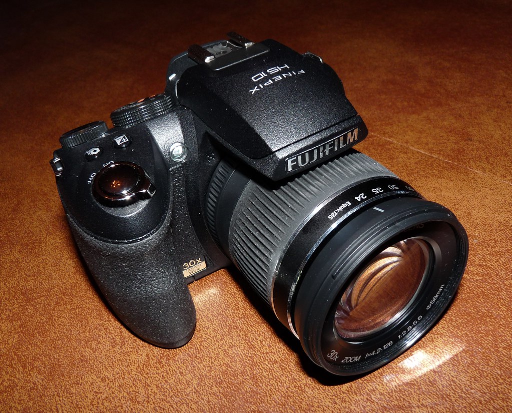 FUJIFILM FINEPIX HS10 DIGITAL CAMERA REVIEW DIGITAL CAMERA REVIEW