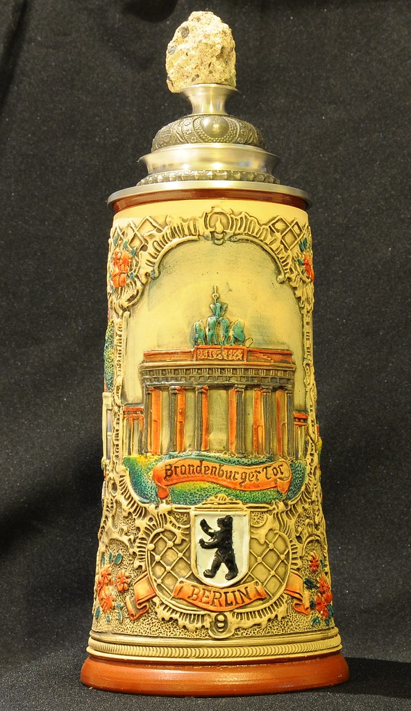 THEWALT BEER STEIN. BEER STEIN ARE COFFEE CUPS RECYCLABLE