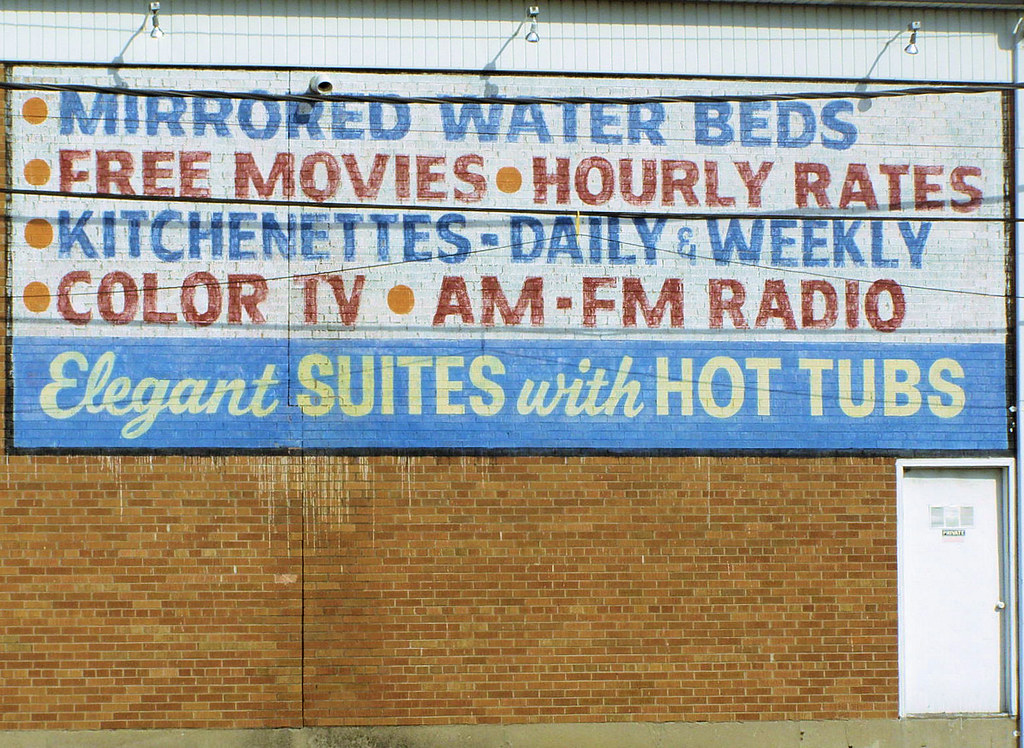 LAWYER HOURLY RATE HOURLY RATE ATTORNEY RETAINER