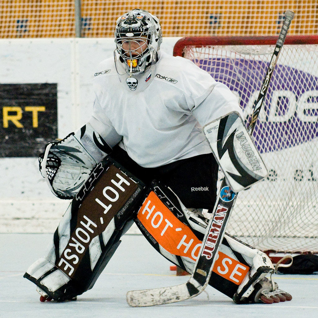 JUNIOR NATIONAL HOCKEY TEAM HOCKEY TEAM 1 HOCKEY DRILLS