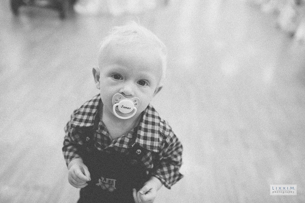 7 MONTH OLD BABY WALKING