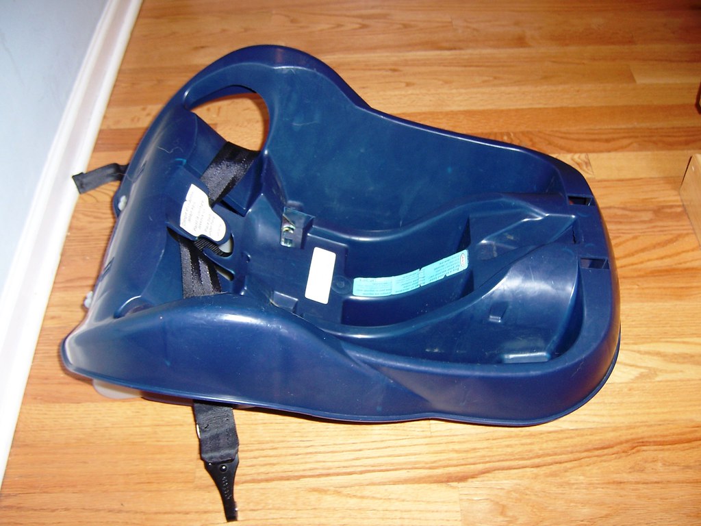 BABY JOGGER WITH CAR SEAT