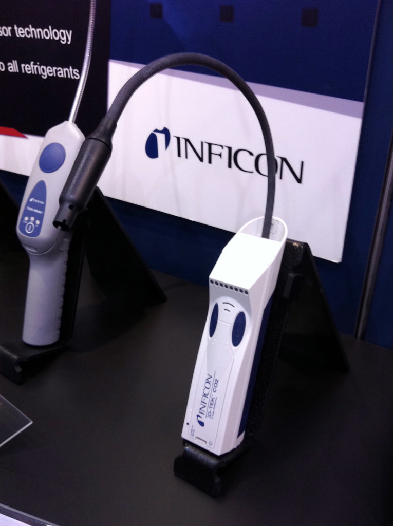 INFICON D TEK REFRIGERANT LEAK DETECTOR INFICON D TEK Inficon D Tek