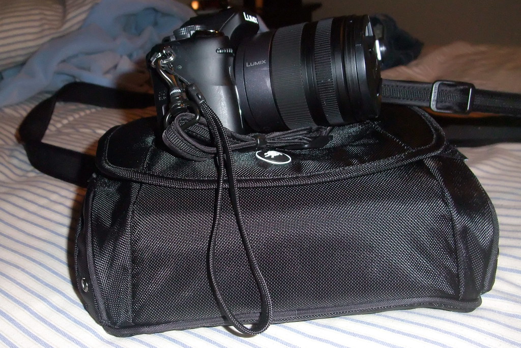 DSLR CAMERA ACCESSORIES CAMERA ACCESSORIES CAMERA BAG FOR NIKON D80