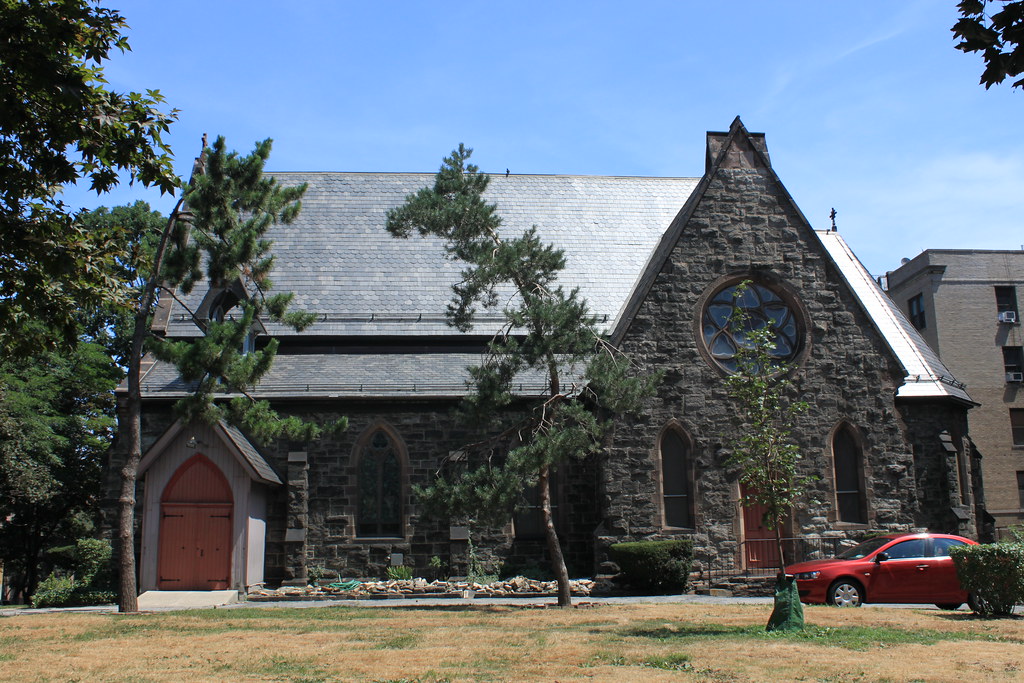 NEW ENGLAND SCHOOL OF FLORAL DESIGN. NEW ENGLAND SCHOOL BIG