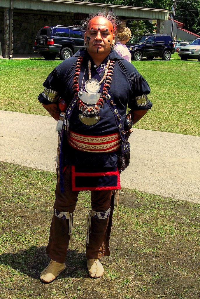 MEN MOCCASINS MEN BOOTS OF LEATHER SLIPPERS OF GOLD