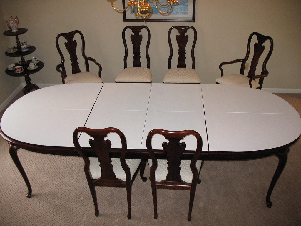 THOMASVILLE SIDE TABLE. THOMASVILLE SIDE AND GLASS DINING TABLES