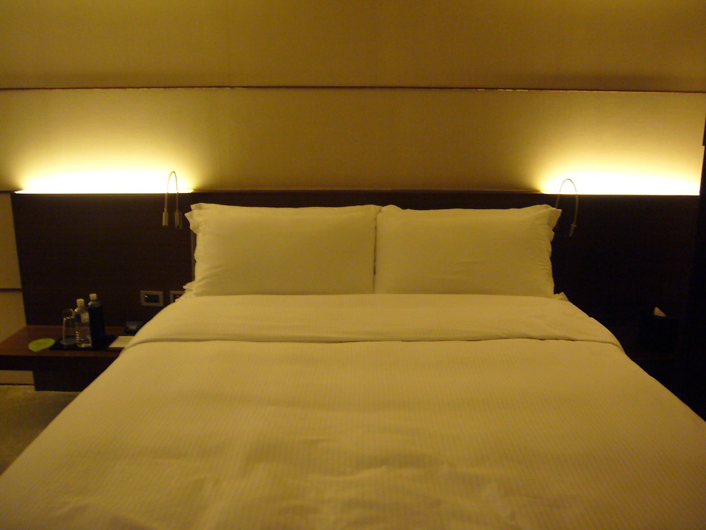 KING SIZE BED LINENS KING SIZE BATTENBURG LACE TABLE CLOTH