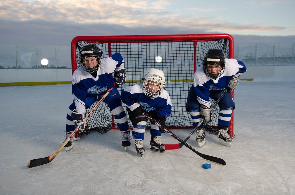 YOUTH HOCKEY GEAR HOCKEY GEAR CANUCKS HOCKEY FIGHTS