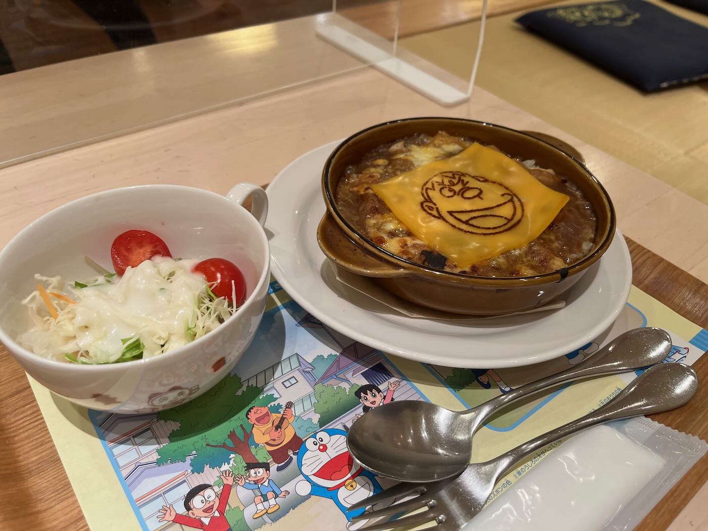 北海道美食 新千歲機場 多啦A夢餐廳|Hanamaru 烏龍麵|Royce 巧克力工房|Hello Kitty 商店|寶可夢商店 - 一口冒險 Bitesized Adventure 北海道美食 新千歲機場 多啦A夢餐廳|Hanamaru 烏龍麵|Royce 巧克力工房|Hello Kitty 商店|寶可夢商店 - 一口冒險 Bitesized Adventure
